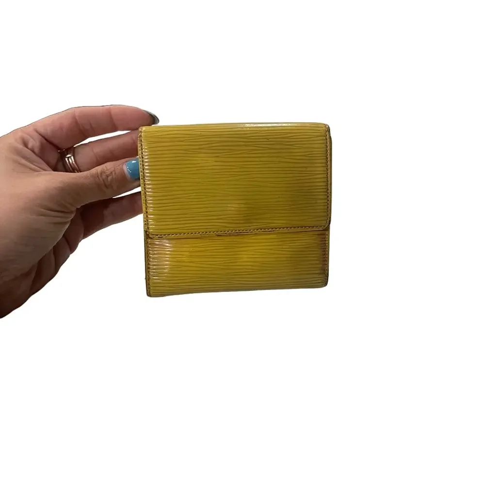 Louis Vuitton vintage Yellow Epi Wallet